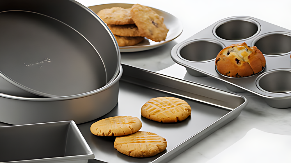 Bakeware: Mastering the Bakeware in Your Kitchen